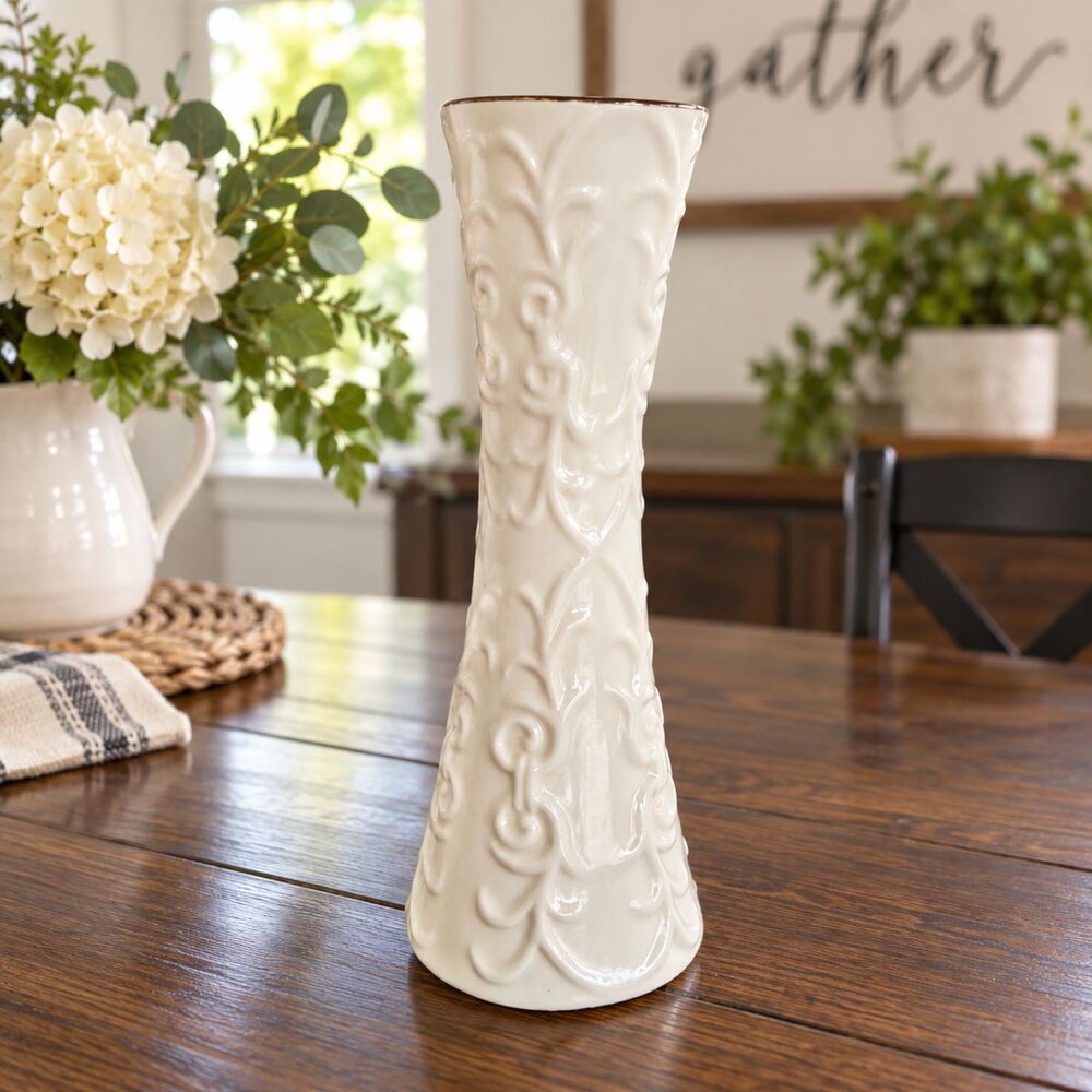 Vtg 1993 Chateau Collection Ivory Porcelain 7” Bud Flower Vase 24K Gold Trim EUC